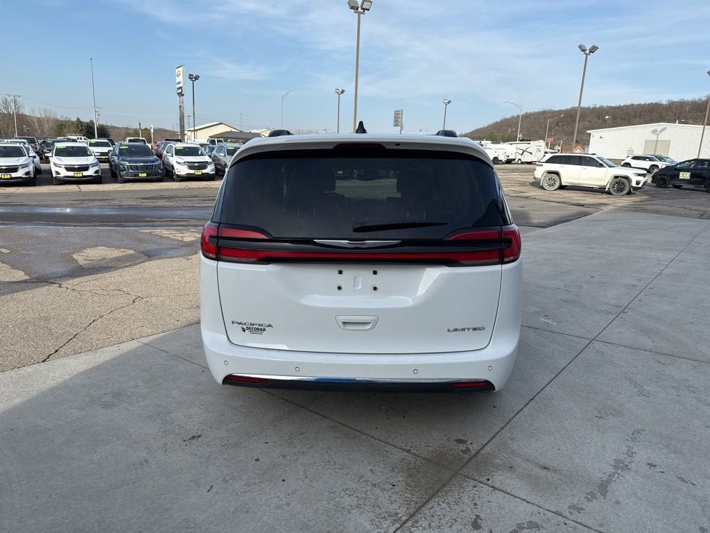 2023 Chrysler Pacifica Limited