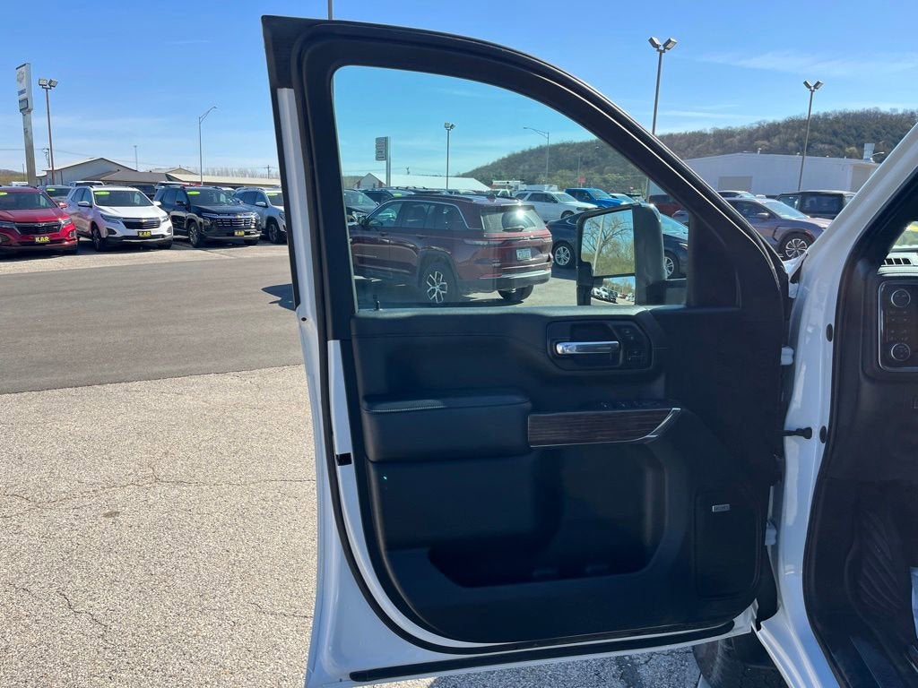 2023 Chevrolet Silverado 3500 HD High Country