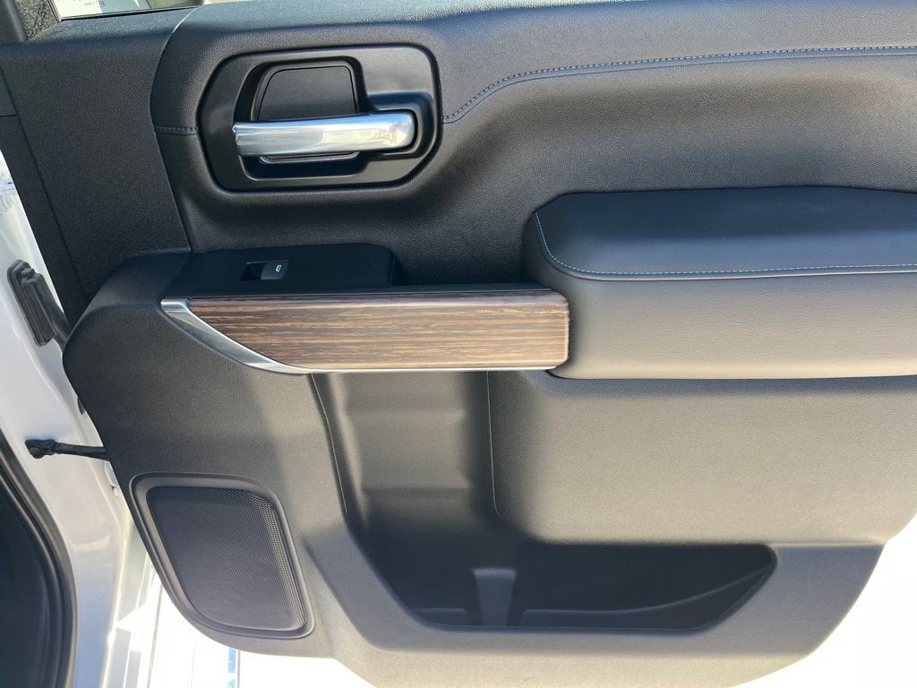 2023 Chevrolet Silverado 3500 HD High Country