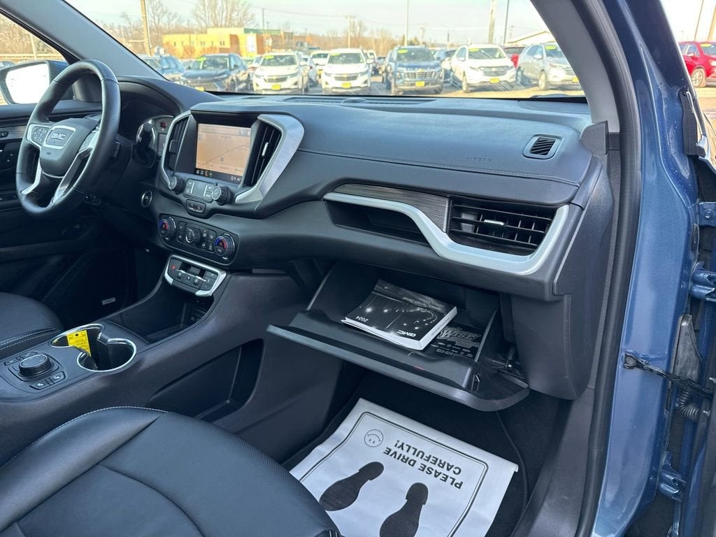 2024 GMC Terrain SLT