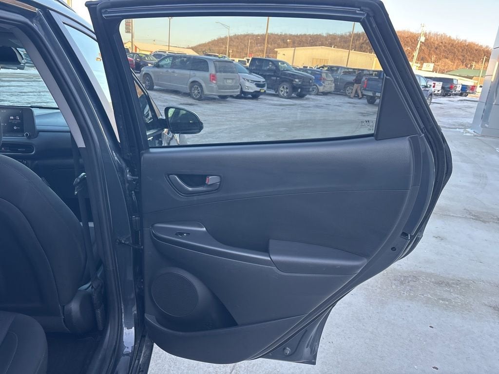 2022 Hyundai Kona SEL