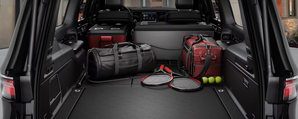 2024 Jeep Wagoneer Review in Decorah, IA